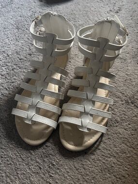 Women's White Strappy Gladiator Sandals - Ankle Zip Closure